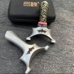 Stainless Steel Round-Head Bat Style Slingshot for Outdoor Recreation